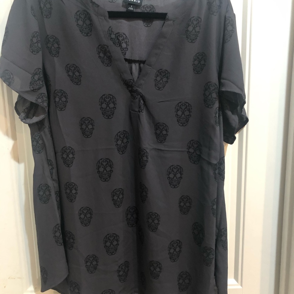 Skull top from torrid